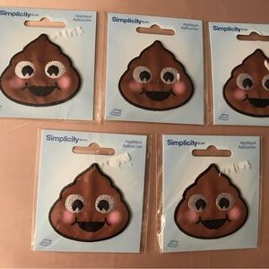 Simplicity Brown Smiling Poop Appliqué Patch - Set of 5 emoji